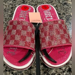 NWT- Juicy Couture woman’s slide sandals, size 6